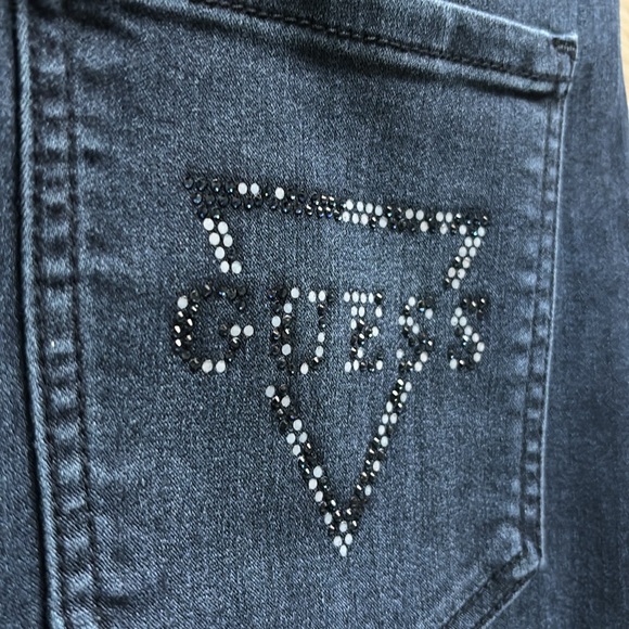 Guess Dark Wash Jeans - Picture 4 of 7